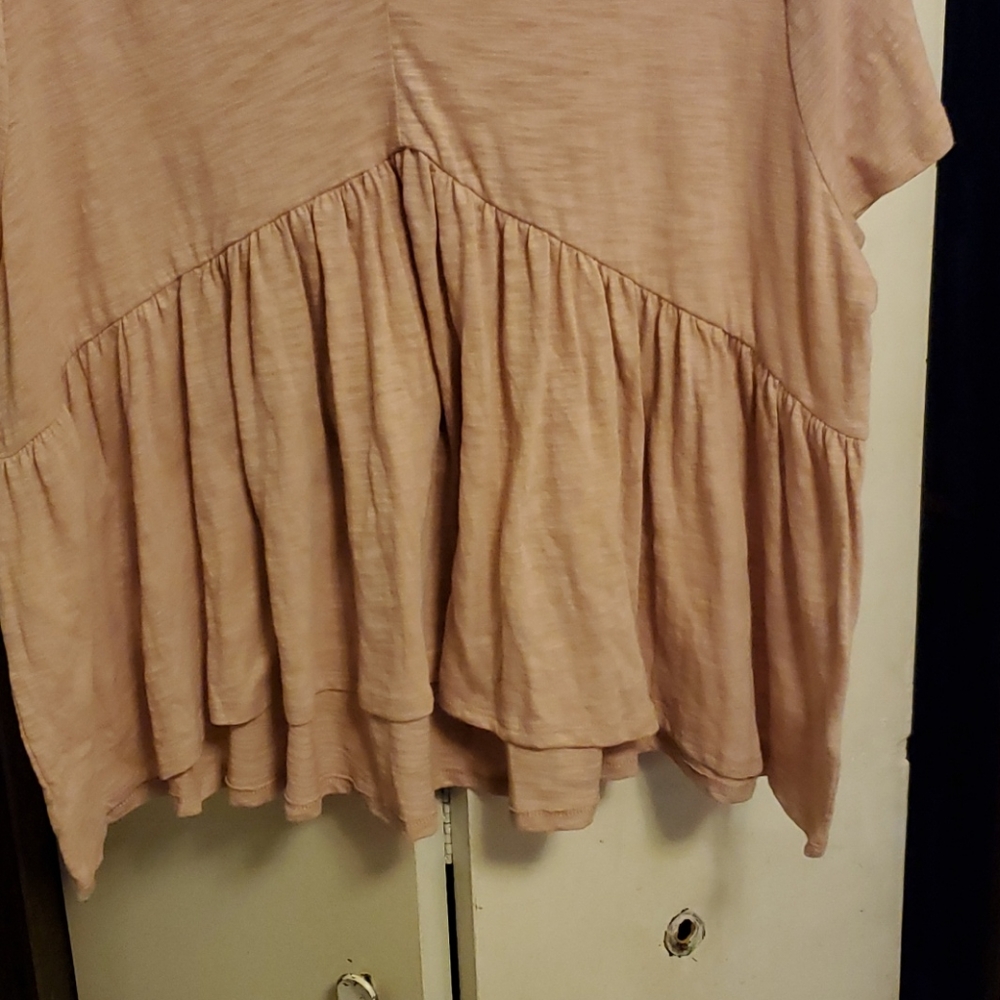 Top - Picture 2 of 3